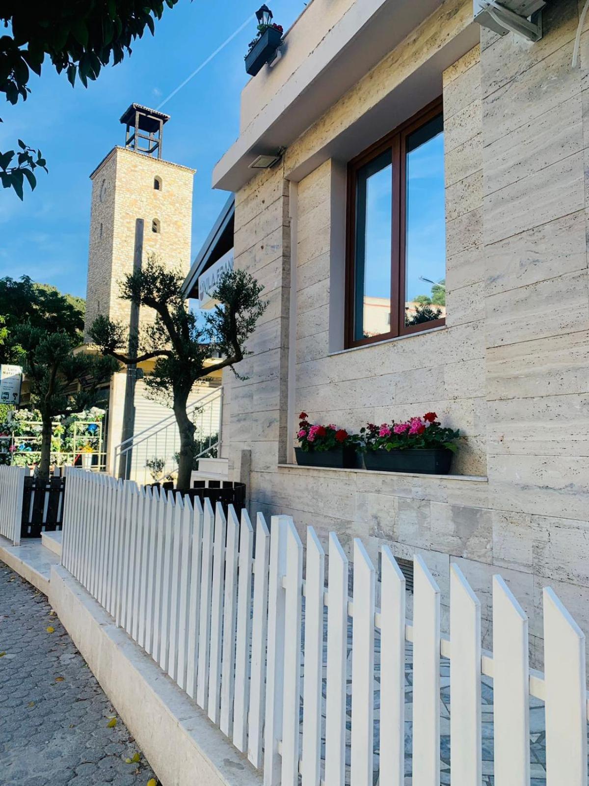 Vila Franko Μπεράτ Εξωτερικό φωτογραφία