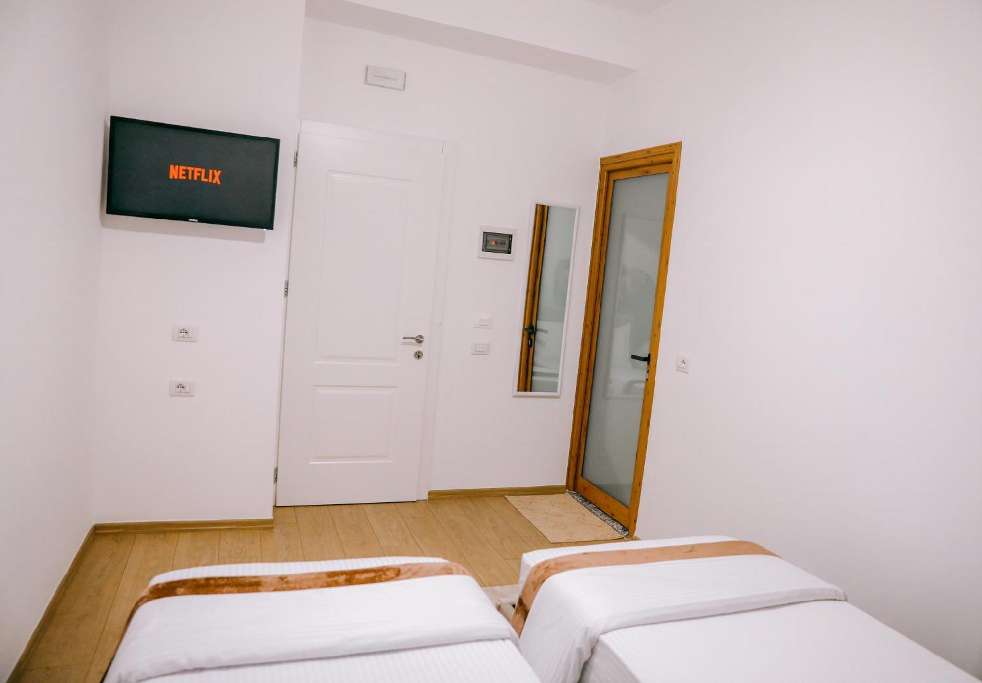 Vila Franko Μπεράτ Εξωτερικό φωτογραφία